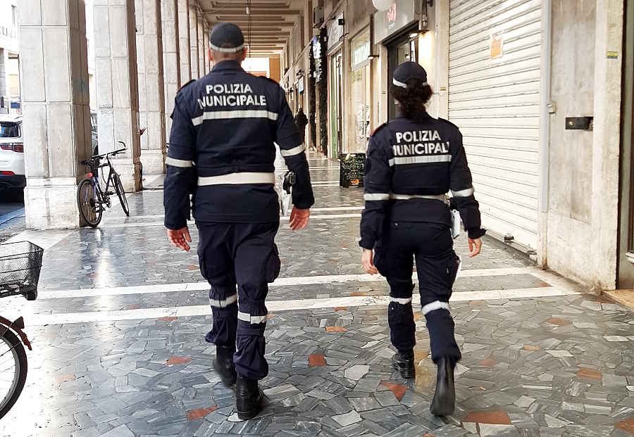 Controlli e interventi effettuati in questi giorni dalla Polizia Municipale per garantire la sicurezza in città